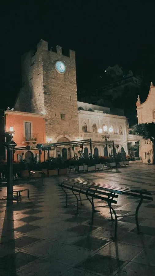 Majolica Taormina Bed & Breakfast 0*,